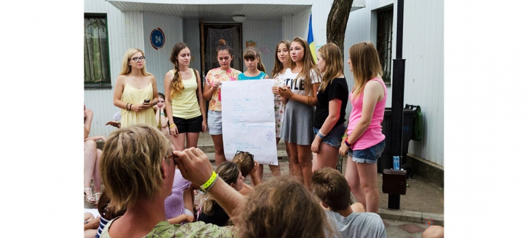 Молодіжний табір "Міні модель ООН" збирає кошти